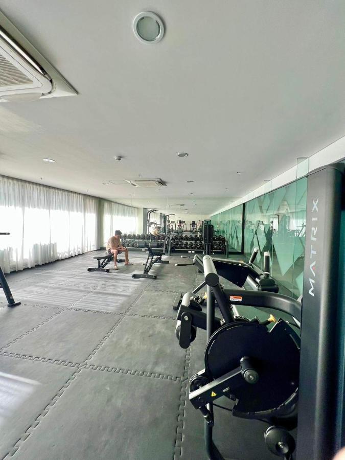 Bed & Breakfast Serene Suites At S Residences Moa Complex Manila