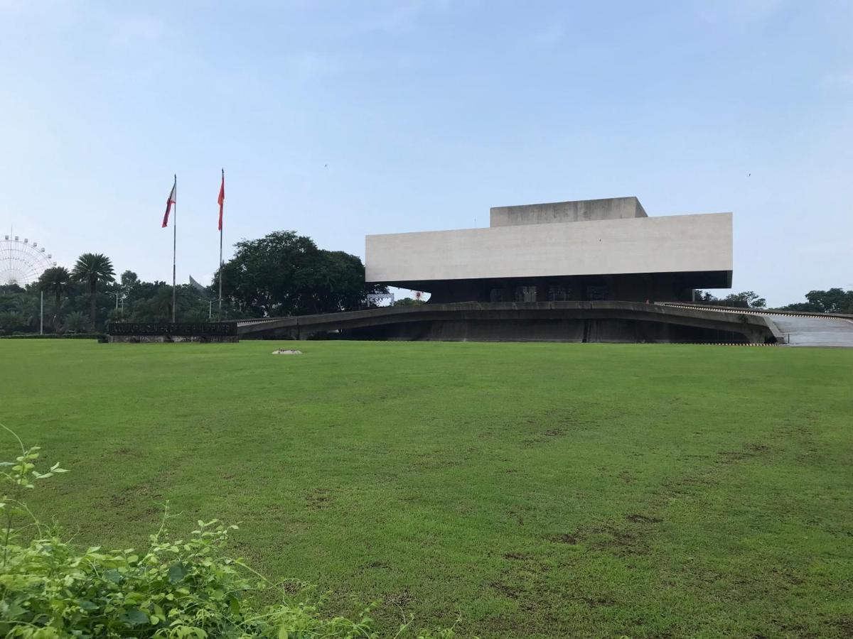 Q Radiance: Airport-adjacent Urban Oasis Manila