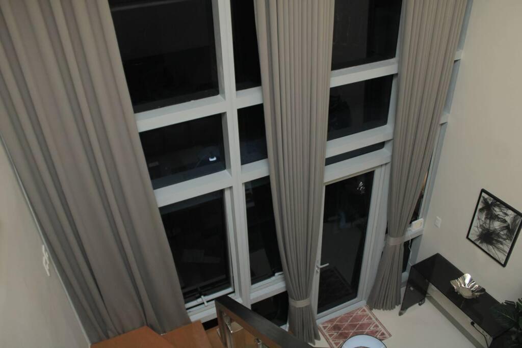 A2j Luxury 3br Near Uptown Mall Bgc Taguig *