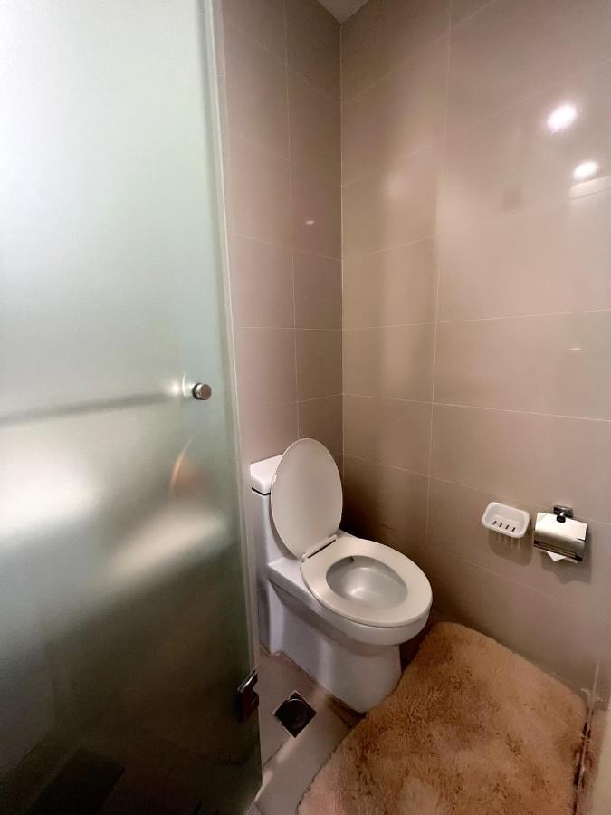 Congressional Town Center 21st Floor Guest house *