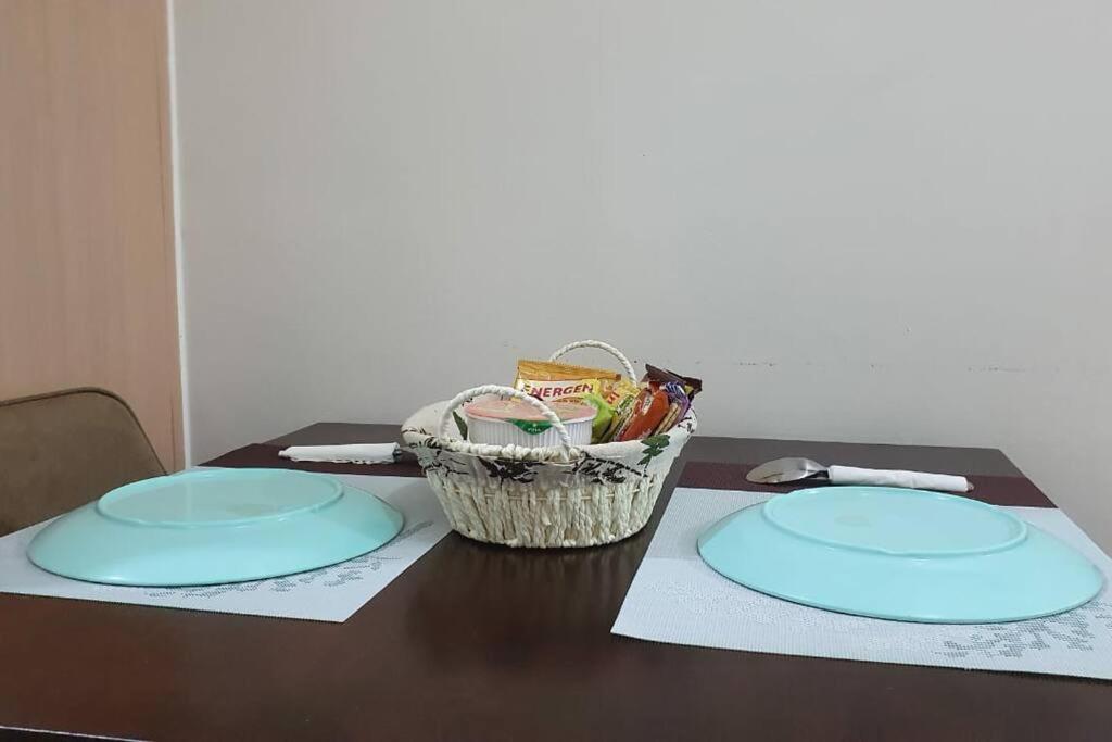 Cherolds Place Lovely 1 Bedroom With Balcony Manila
