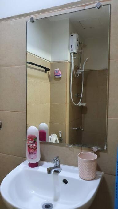Cherolds Place Lovely 1 Bedroom With Balcony