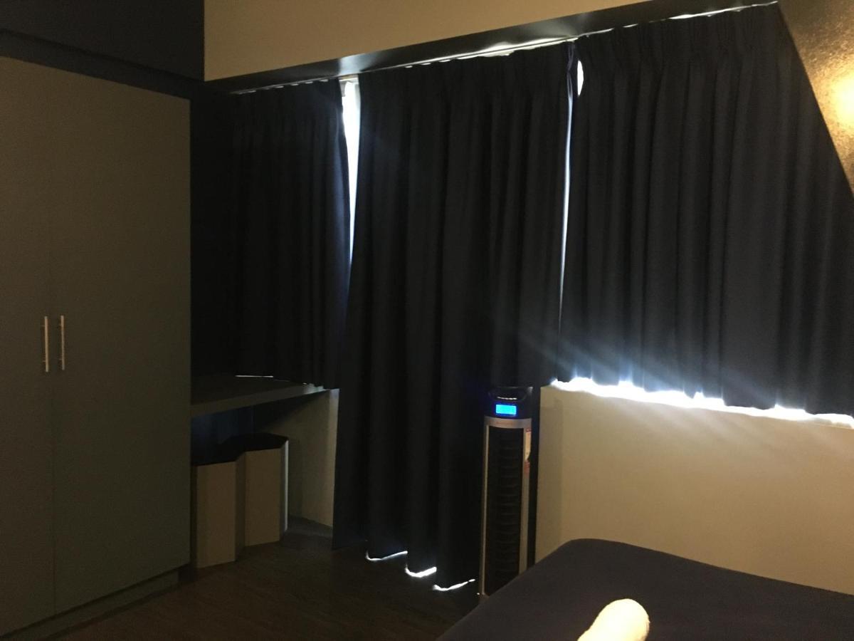 Cozy Near Naia With Wifi, Pool And Balcony Pasay
