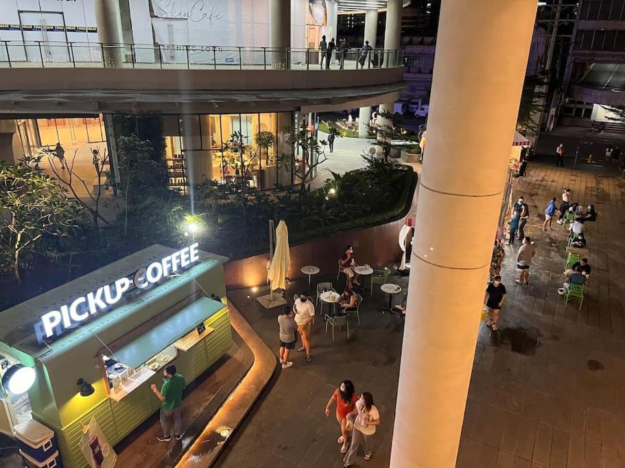 Apartamento In Air Residences, Makati With Wifi, Netflix, Pool, Mall And Manila