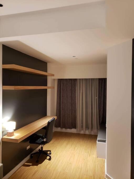 2 Bedroom Executive Under New Management Apartment *