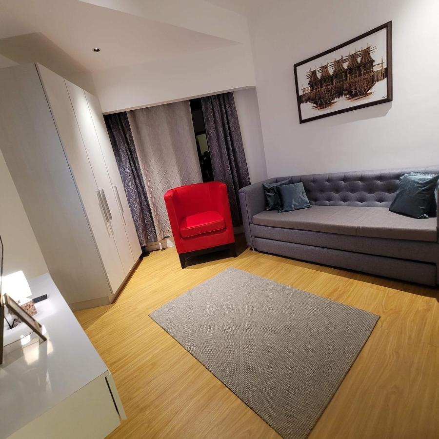 Apartment 2 Bedroom Executive Under New Management Manila
