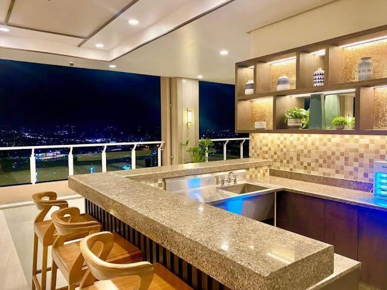Infina Towers Affordable Staycation * Manila