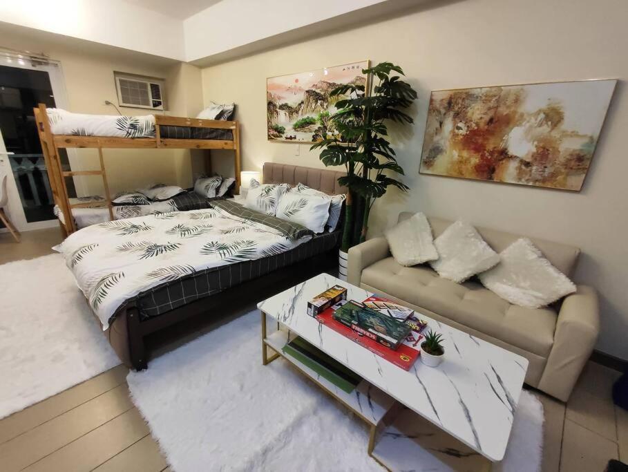 Apartment A2j Luxury Near Venice Mall Bgc Taguig