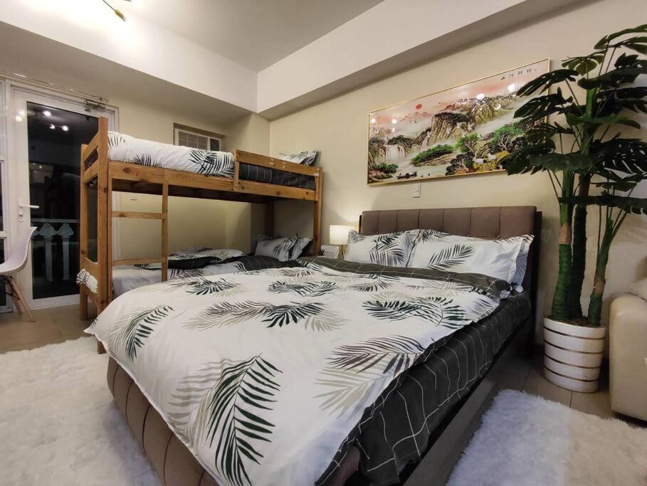 A2j Luxury Near Venice Mall Bgc Taguig *