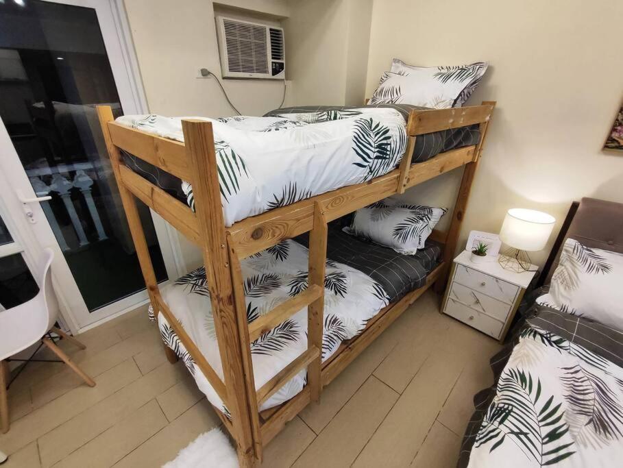 A2j Luxury Near Venice Mall Bgc Taguig Apartment Manila