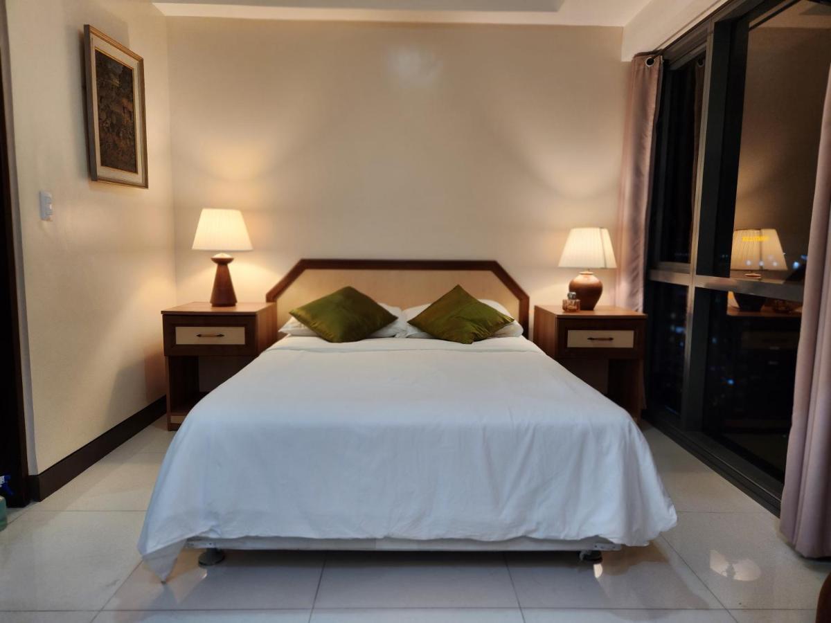 Casa Antonio At Viceroy Mckinley Hill