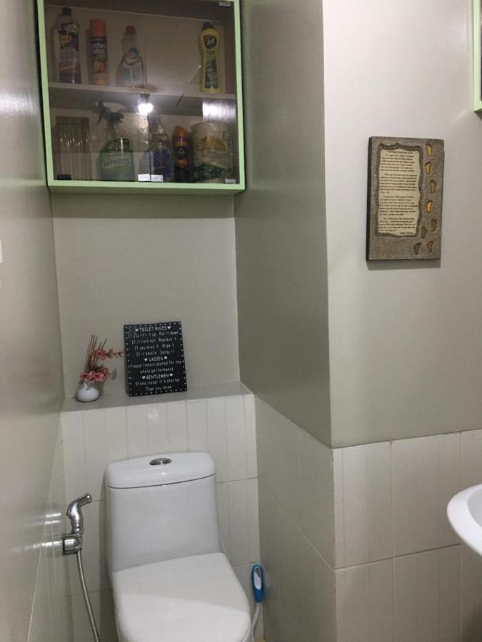 Apartment Sally's Place At La Verti Residences
