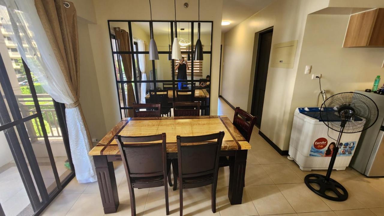 Asteria Residences 3 Bedroom And 2 Baths * Manila