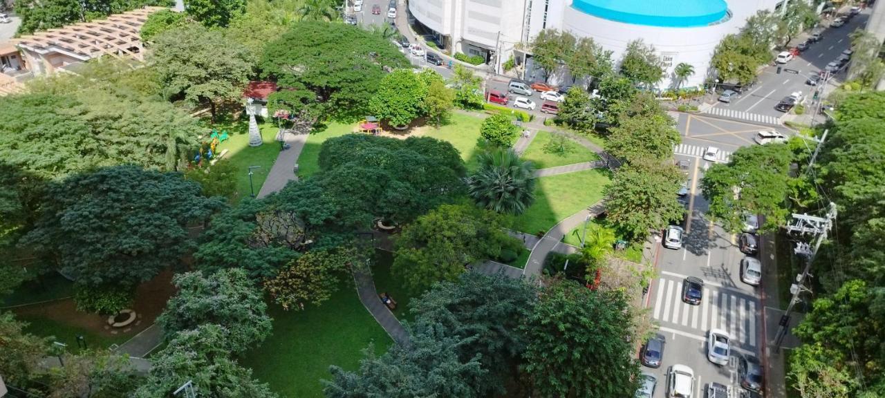 Kl Executive Greenbelt Apartment Manila