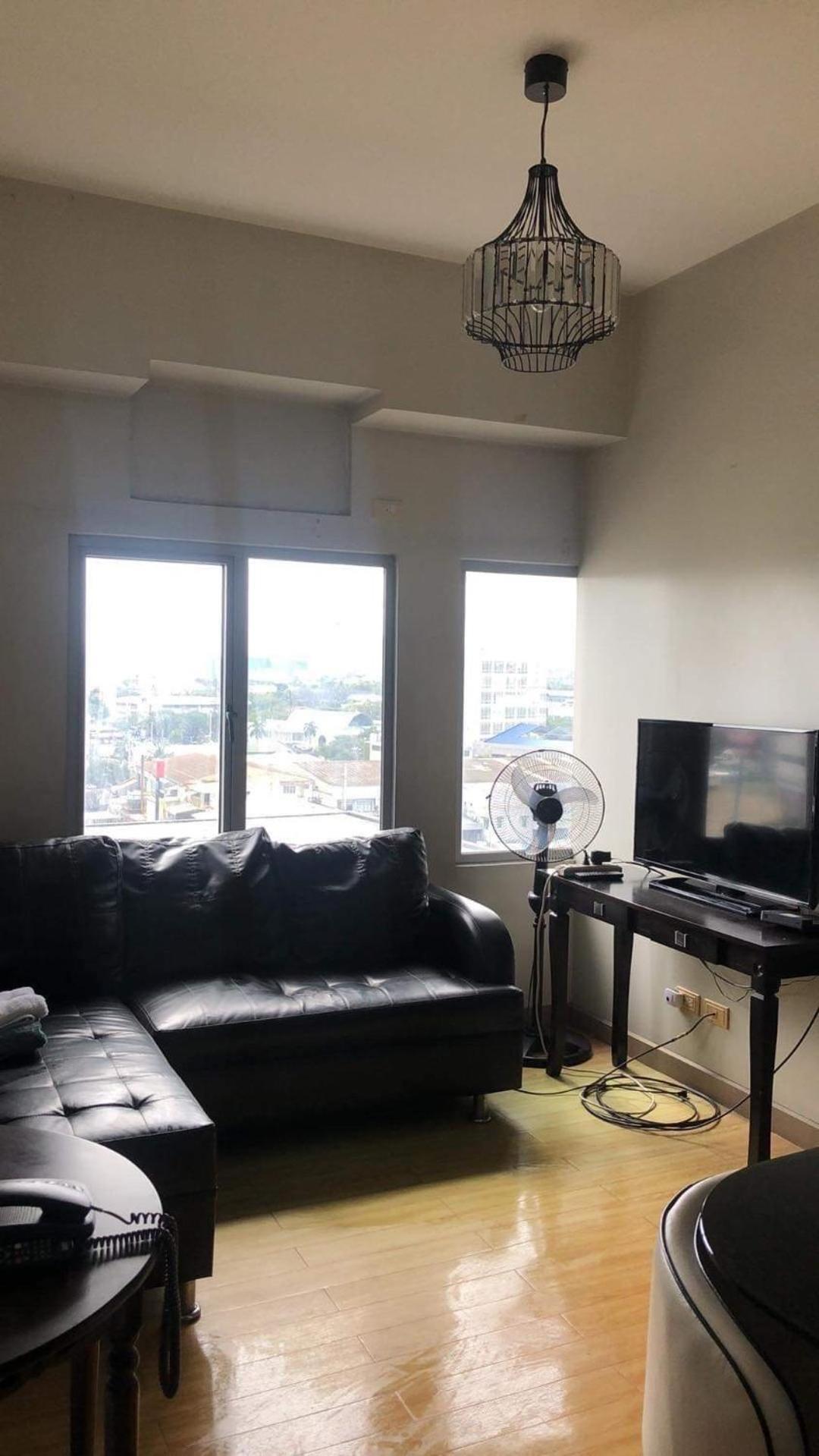 Cordova Place With City View * Manila