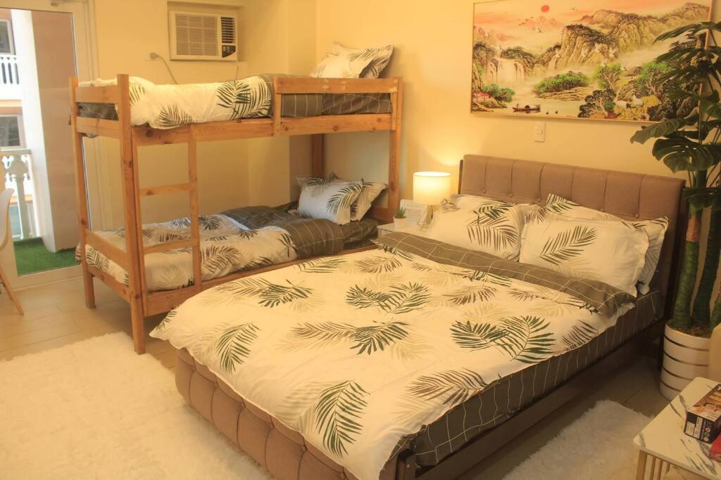 Apartment A2j Luxury Near Venice Mall Bgc Taguig Manila