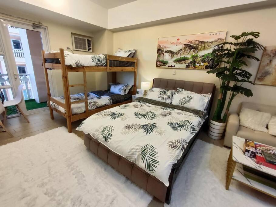 Apartment A2j Luxury Near Venice Mall Bgc Taguig *
