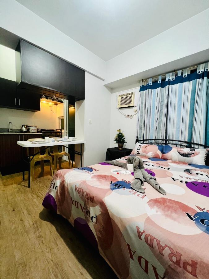 Apartment At With Free Pool Access
