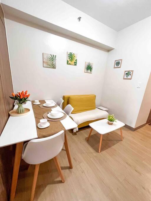 Fully Furnished 1-br Unit At Spring Residences *