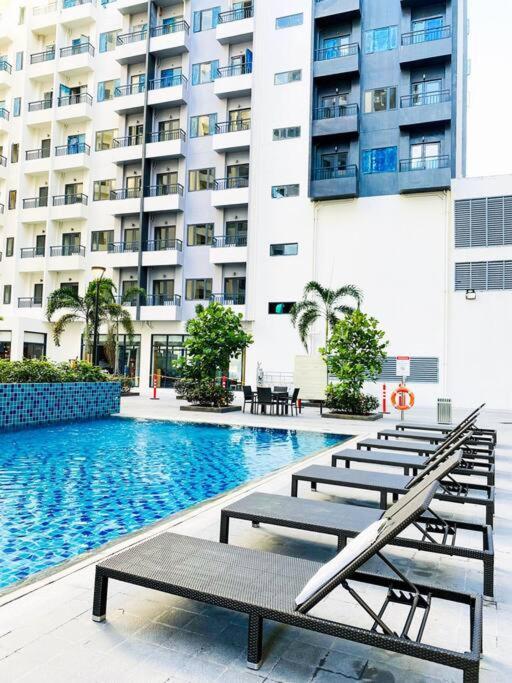 Apartment Fully Furnished 1-br Unit At Spring Residences