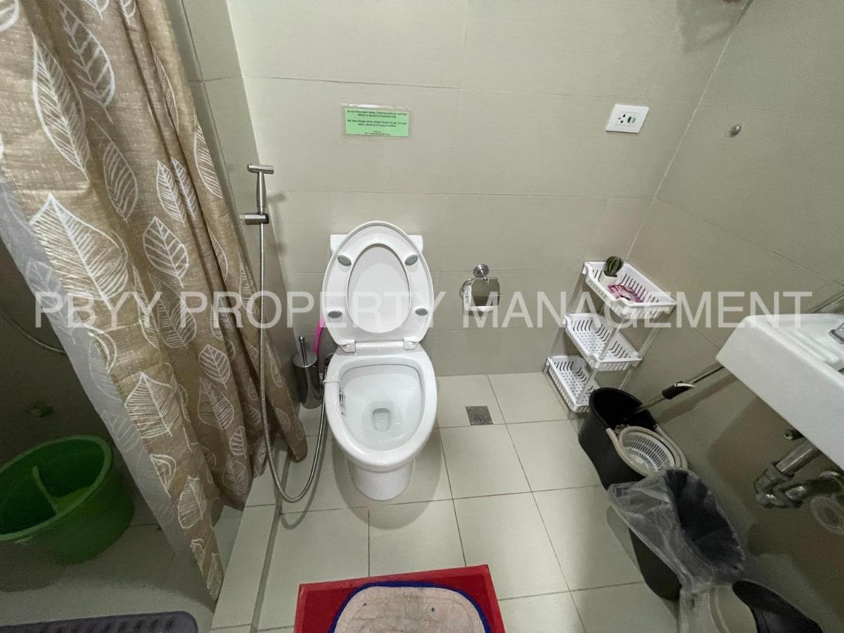 Residences Stays By Pbyy With Complimentary Breakfast For 2 Apartment