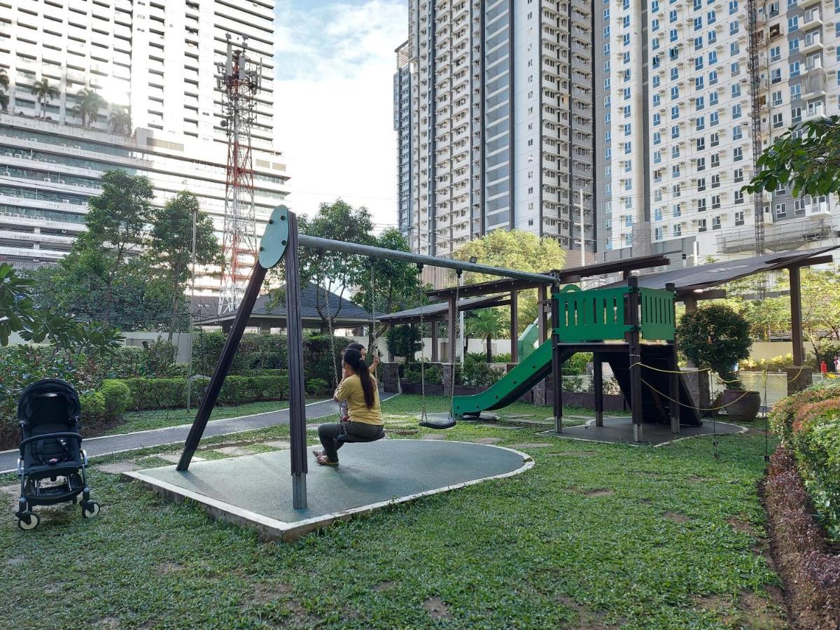 Flair Towers Staycation Apartamento *