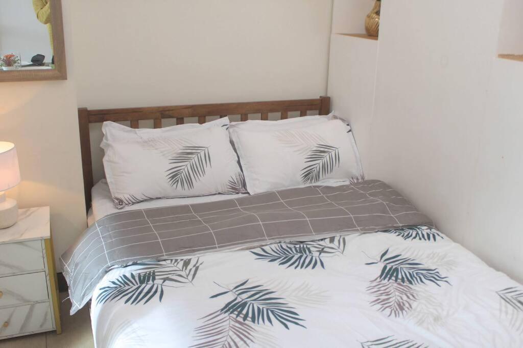 A2j Luxury Studio Venice Near Venice Mall * Manila