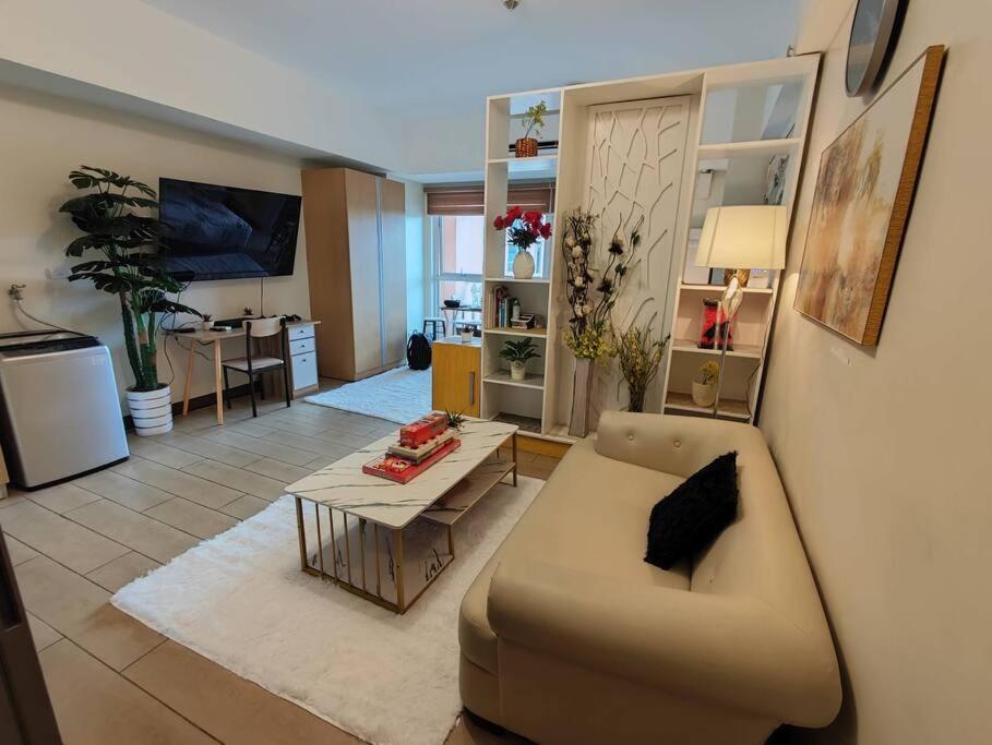 A2j Luxury Studio Venice Near Venice Mall
