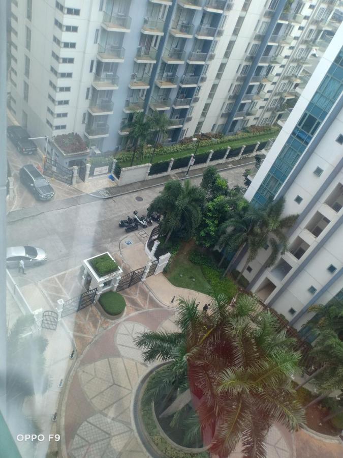 Apartment Mrmcondotel Manila