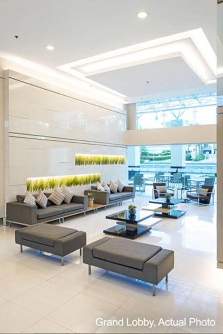 1231 Grass Residences Tower 5