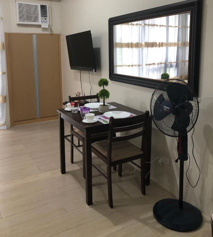 Apartment Robles' Unit At 81 Newport Boulevard Manila