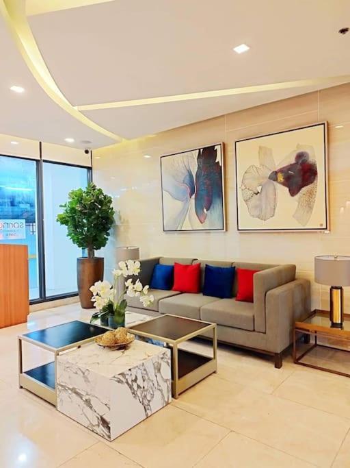 Spring Residences Scandinavian 2 Bedrooms With Balcony Near Naia * Manila