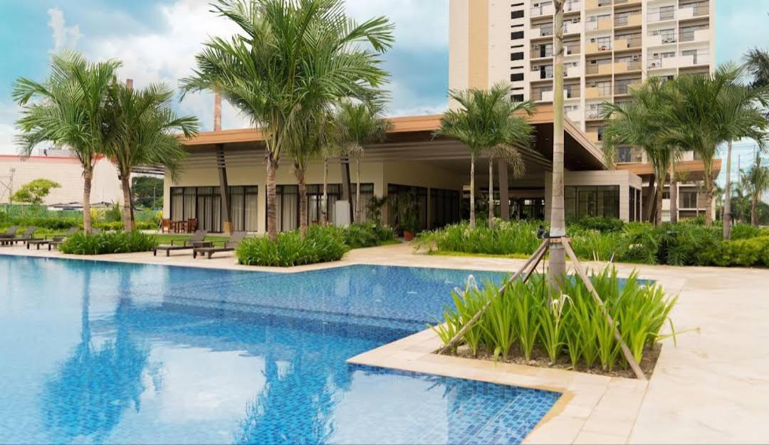 Condominium In Alabang