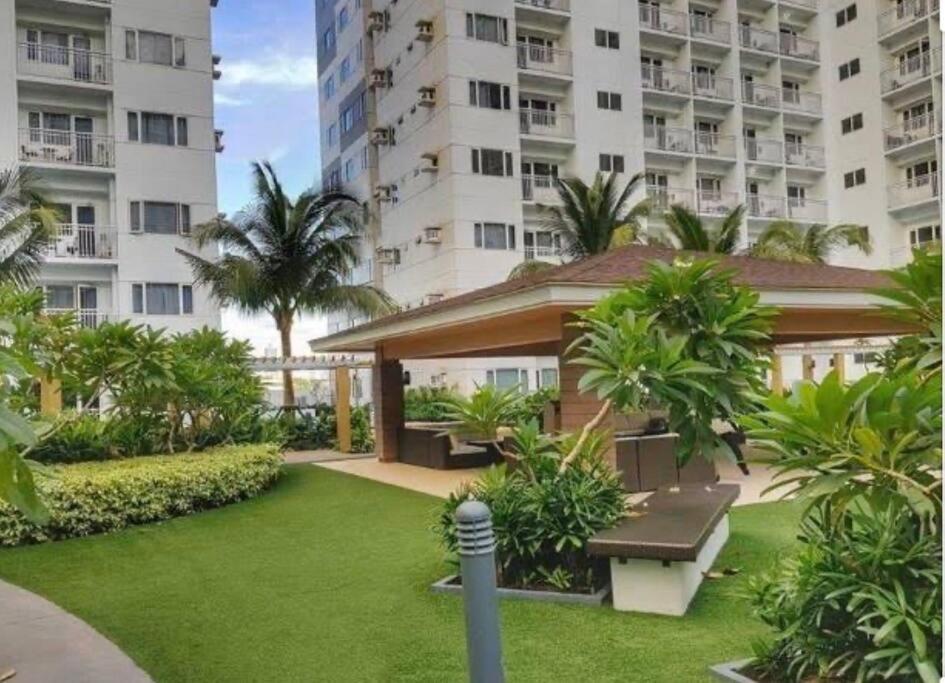Katei Elegantly Designed 1-bedroom Facing Amenity * Manila