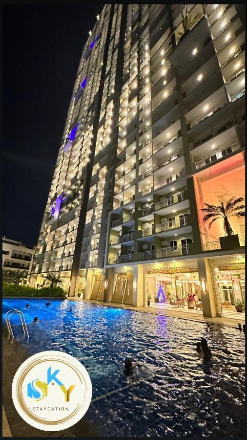 1br Unit At Celandine Near Ayala Cloverleaf Mall *
