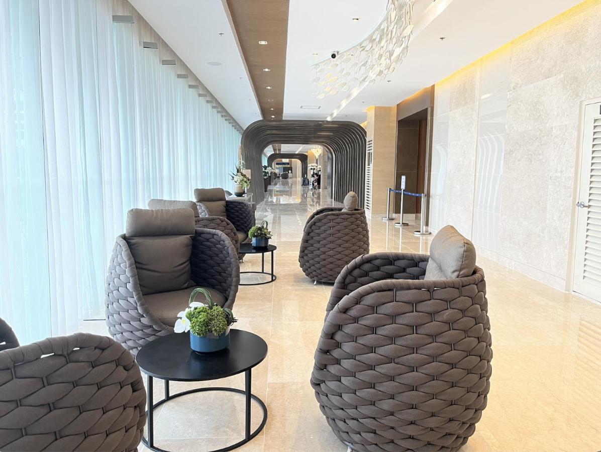 Shore 3 Residences, Tower 1 Mall Of Complex, Pasay City, Metro Mania