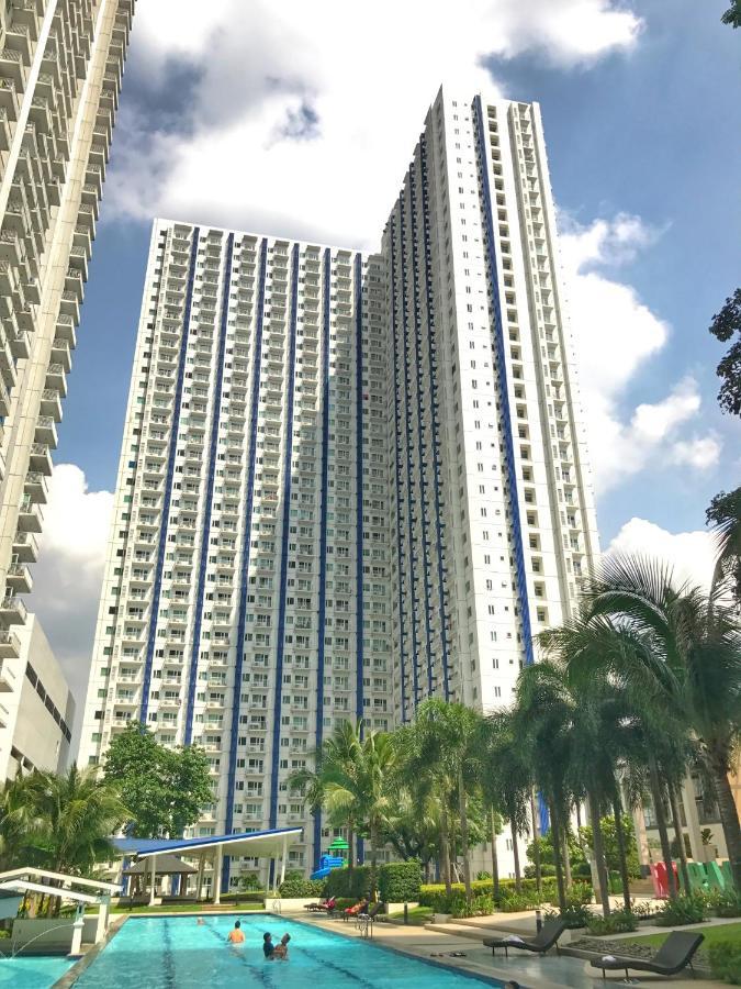 Balaib Cozy In Sm Grass Residences Beside Sm North Manila