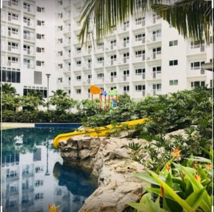 Katei Elegantly Designed 1-bedroom Facing Amenity Manila