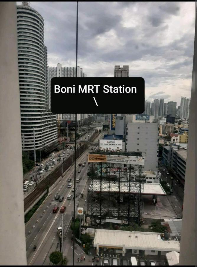 Urban Deca Tower Edsa Mandaluyong Shaw Blvd * Manila