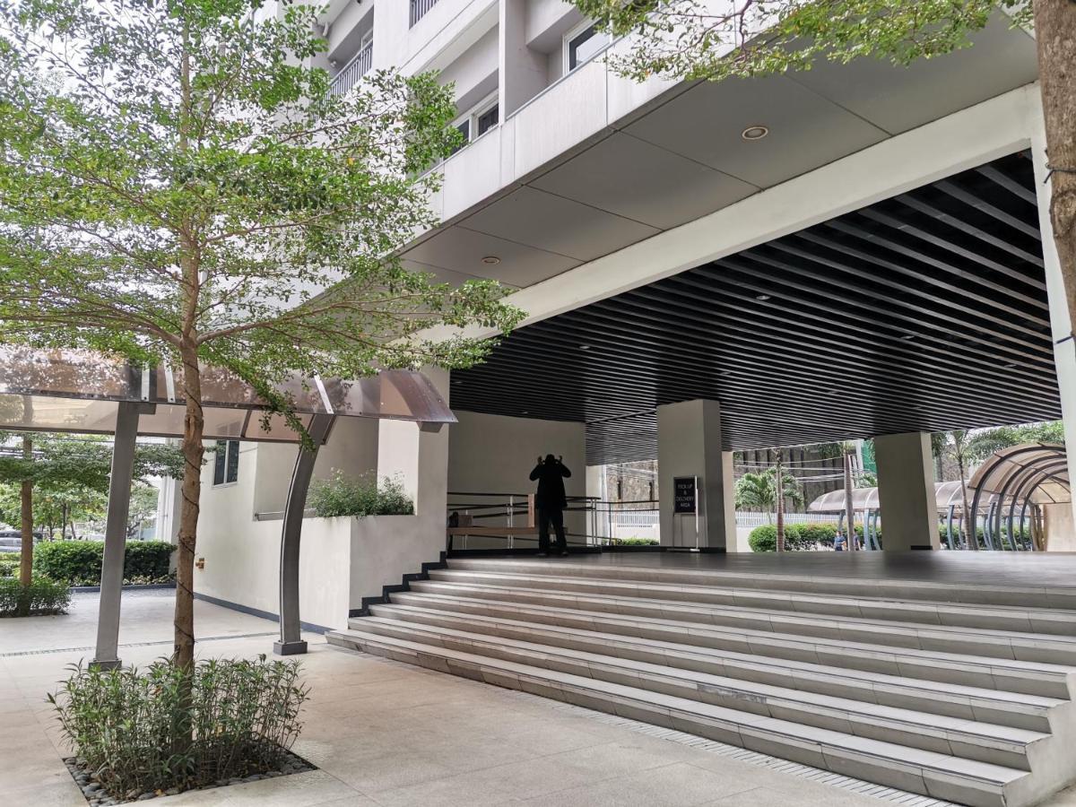 Apartment R'holistay Grace Taguig Fast Wifi Self Check In Manila