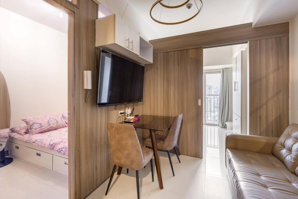 Luxury Sunset Views And Prime Location Near Ccp Moa With Wifi Parking Apartamento Manila