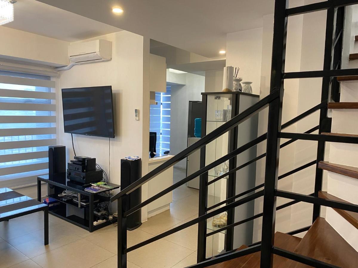 Apartment Penthouse At Porto Towers In Cubao Quezon Manila