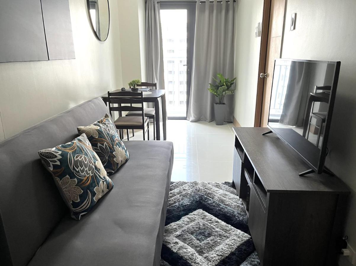 Shore 3 Residences, Tower 1 Mall Of Complex, Pasay City, Metro Mania Manila