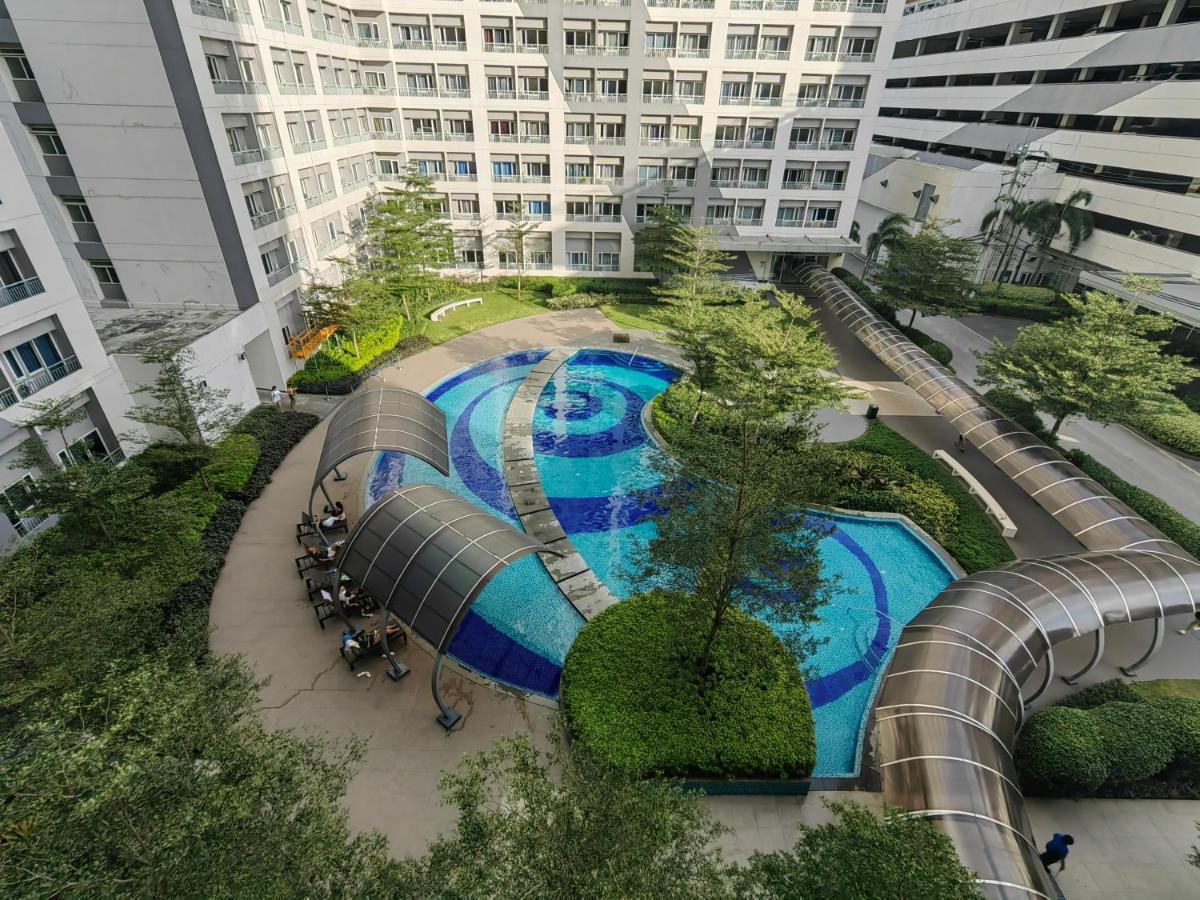 Crib's Nr.bgc Apartment