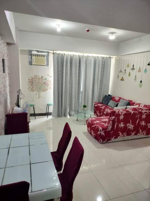 Cubao Manhattan Heights, Unit 8bc Tower B, 1 Br Apartment Manila