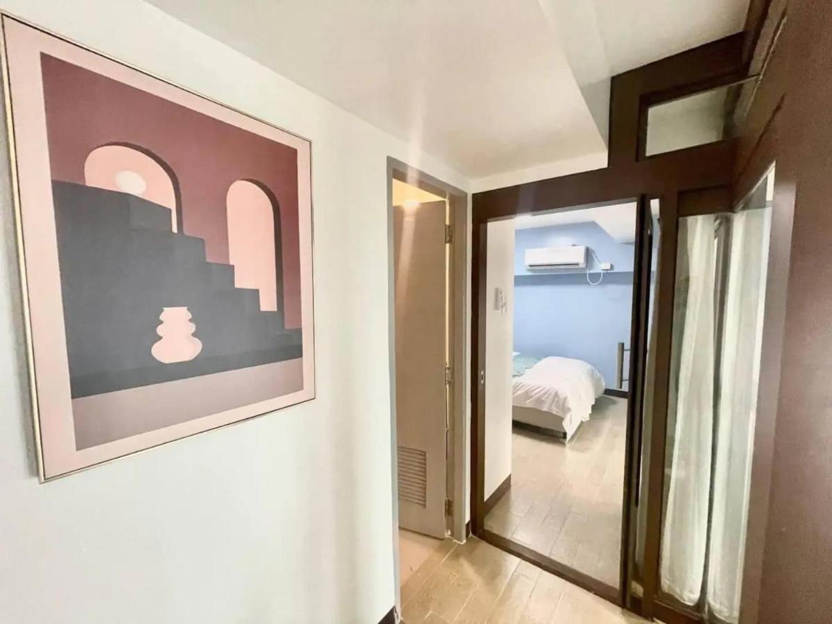 Modern Loft, 65 In Uhd Tv W Fast Wifi + Pool & Gym