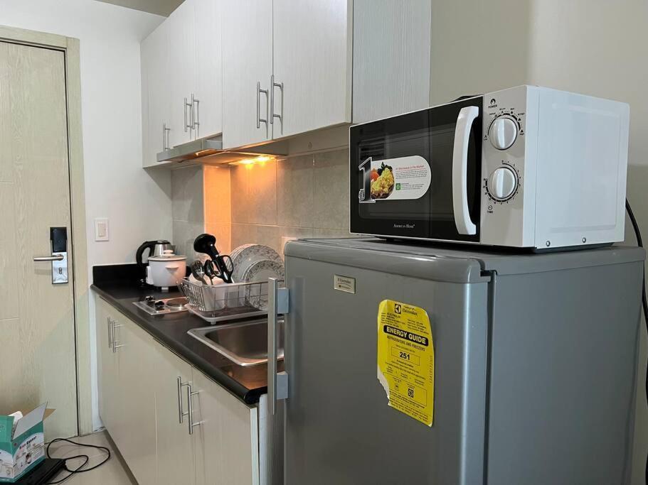 Jazz Residences - 1 Bedroom With Balcony - Cable, Wifi & Netflix Apartment *