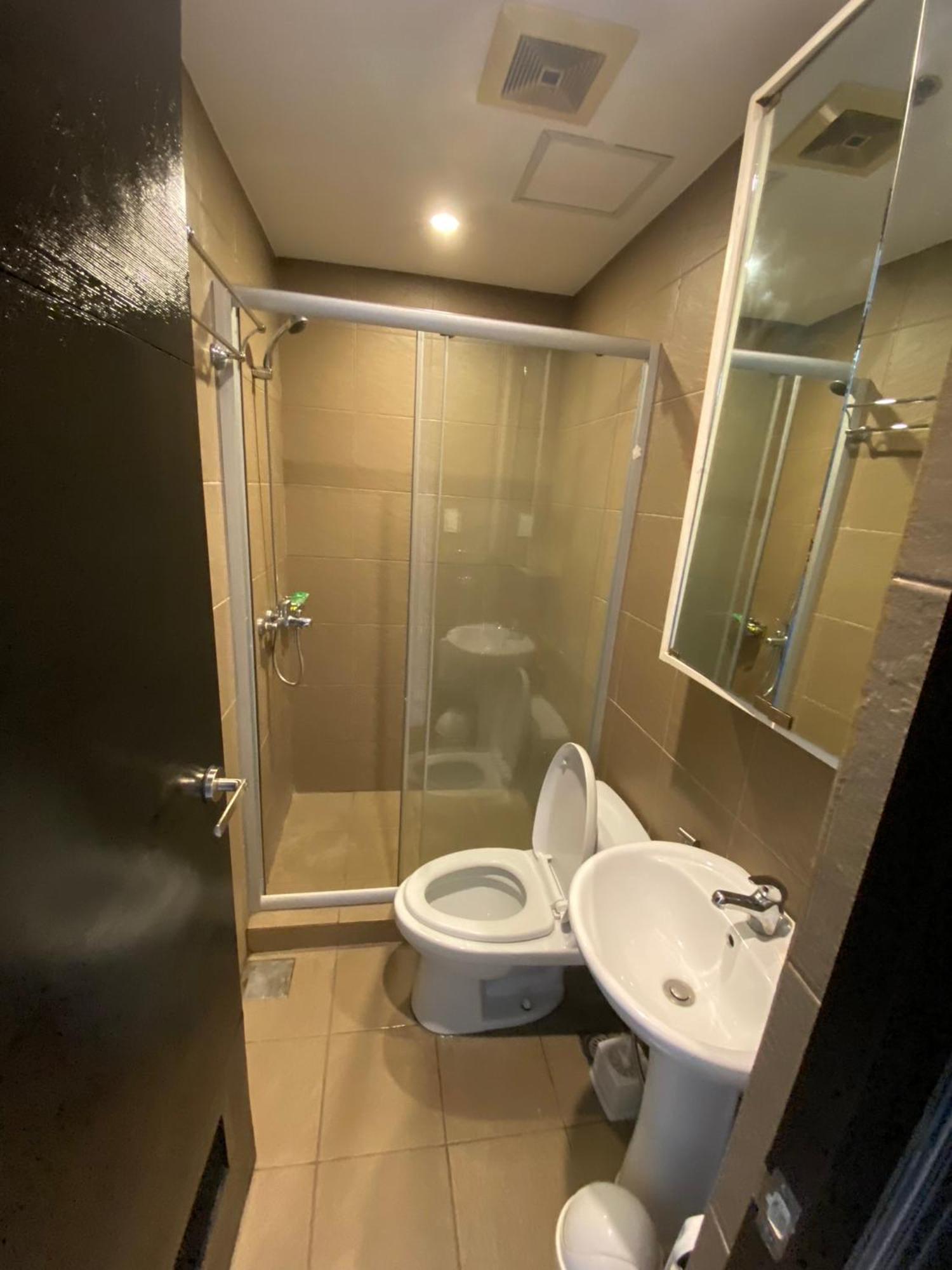 Penthouse At Porto Towers In Cubao Quezon Apartment