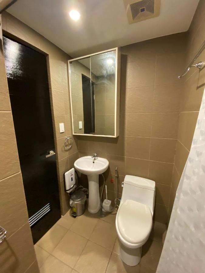 Apartment Penthouse At Porto Towers In Cubao Quezon *