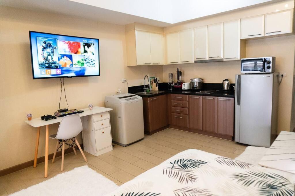 A2j Luxury Venice Near Bgc Malls * Manila